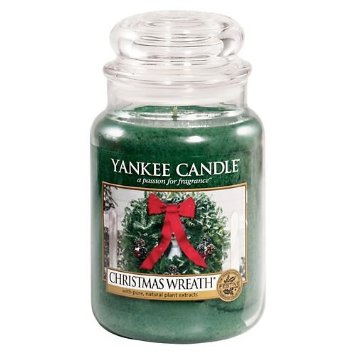 Yankee Candle Large 22-Ounce Jar Candle, Christmas Wreath