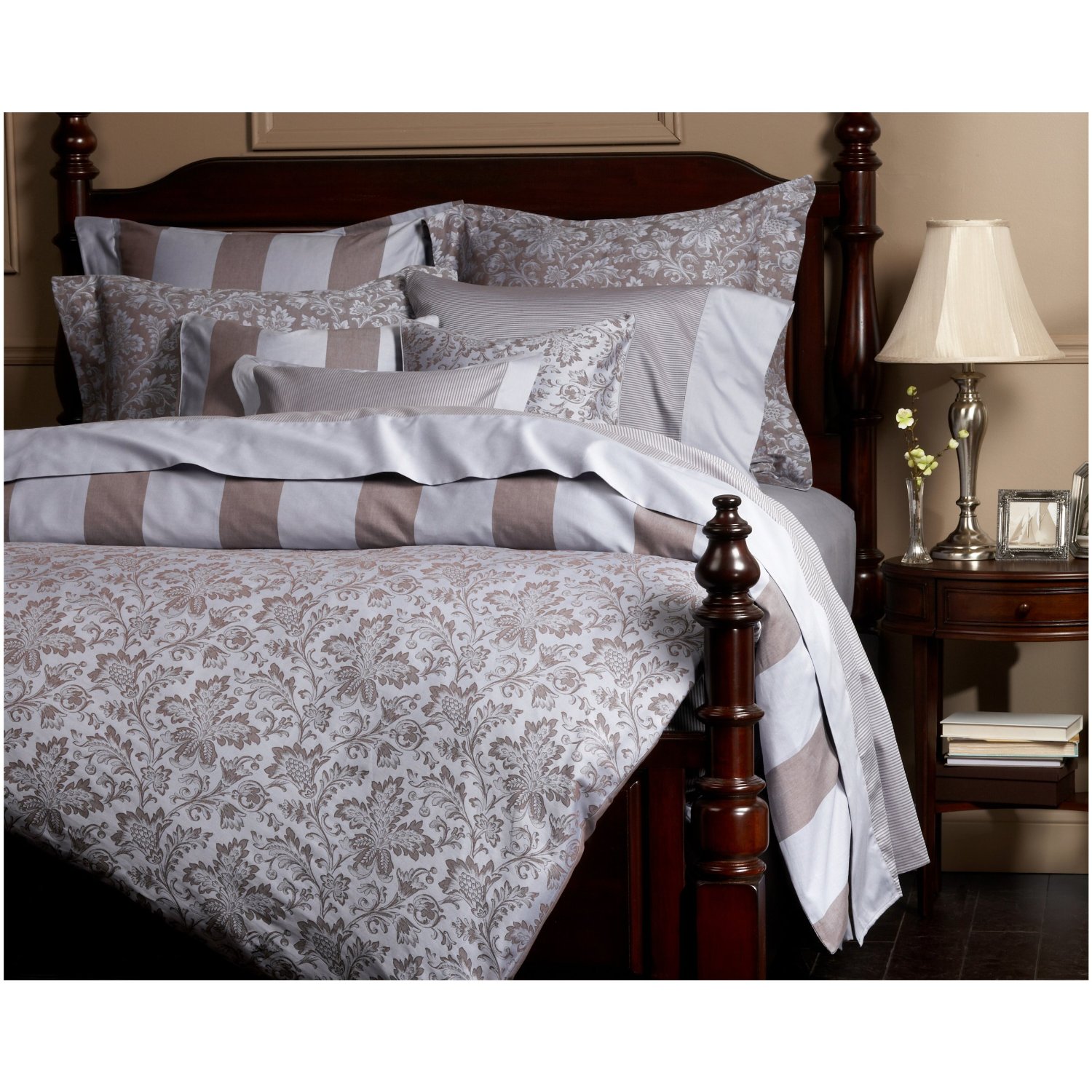 Pinzon Fleur Jacquard Egyptian Cotton Sateen King Duvet Cover, French Blue/Chocolate