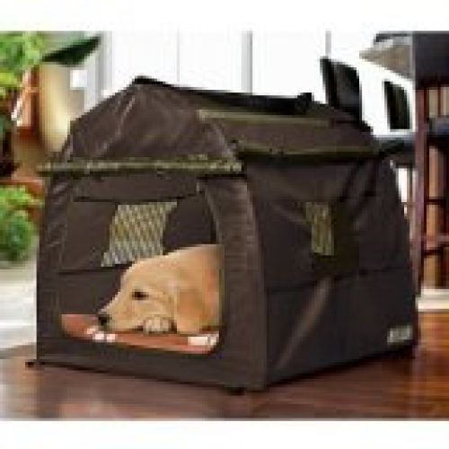 Animal Planet indoor/outdoor portable pet kennel.