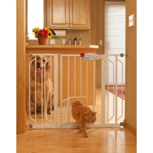 Carlson 0930PW Extra-Wide Walk-Thru Gate with Pet Door, White